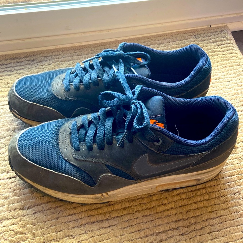 Nike air max